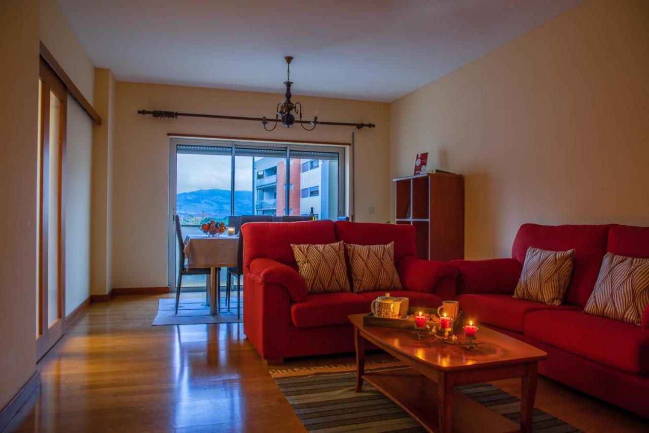 Ponta Delgada Vizinha'S Mommy'S Apartment מראה חיצוני תמונה