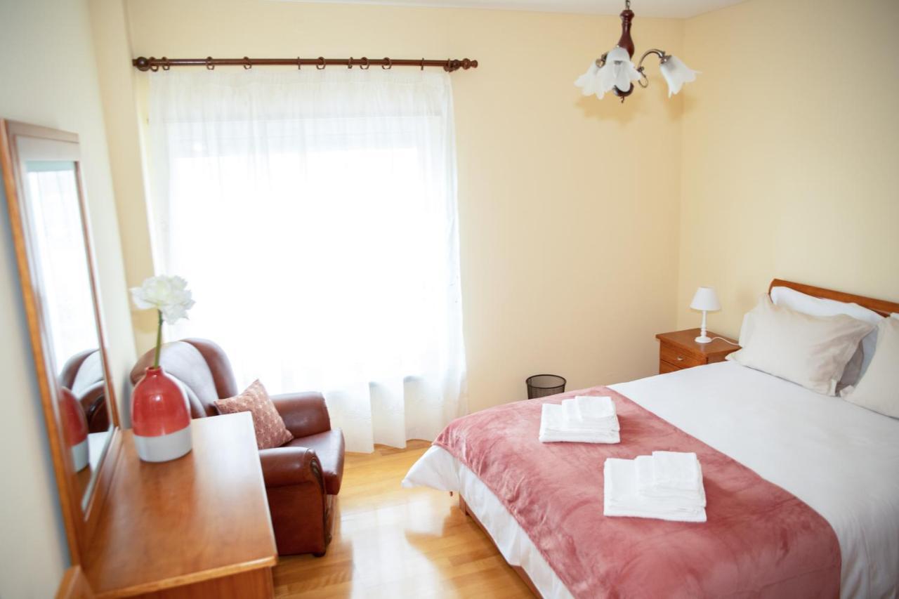 Ponta Delgada Vizinha'S Mommy'S Apartment מראה חיצוני תמונה